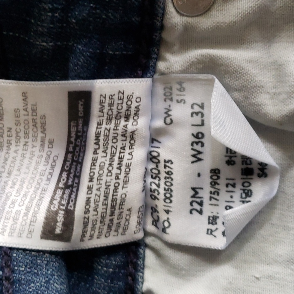 Levi's Signature Mid Rise Bootcut Jeans - Picture 4 of 4